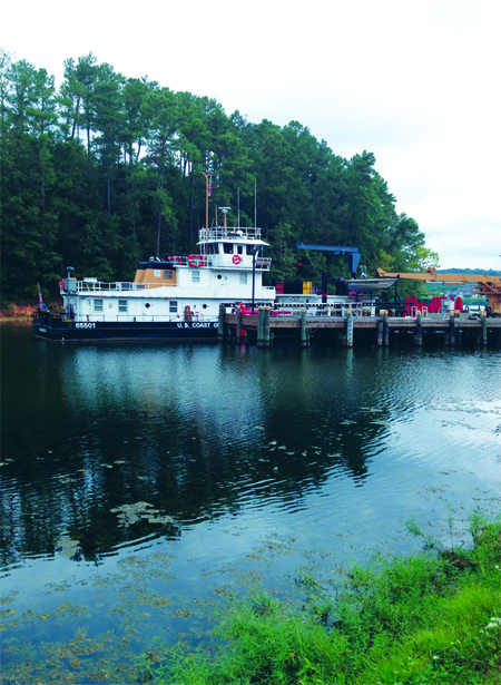 Tennessee Valley Authority / U.S. Coast Guard Dredging Chattanooga, TN